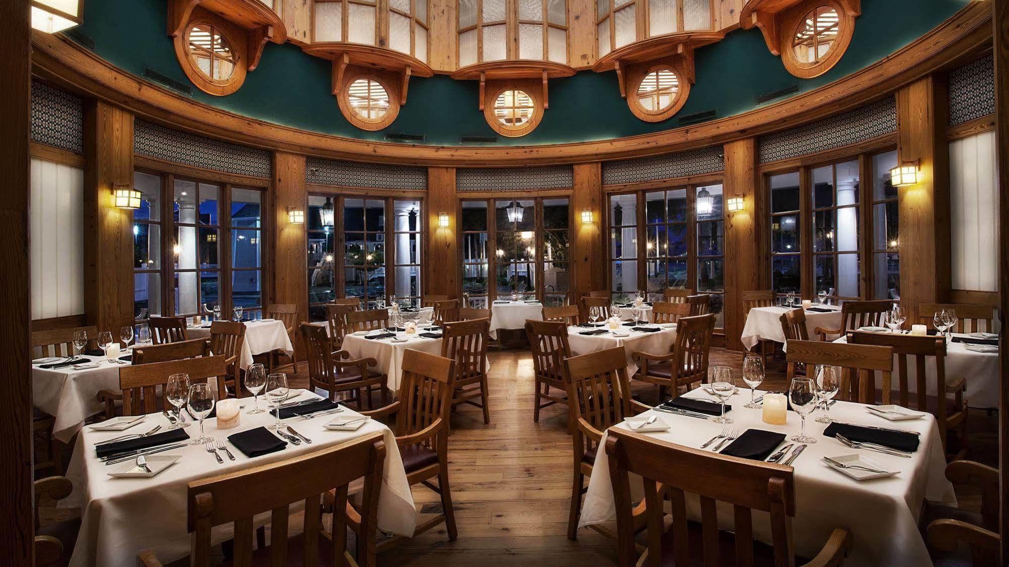Disney'S Yacht Club Resort Lake Buena Vista Exterior photo